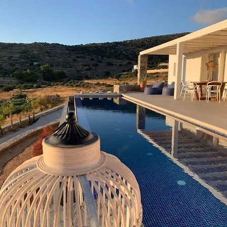 ヴィラ Glaros Alikí